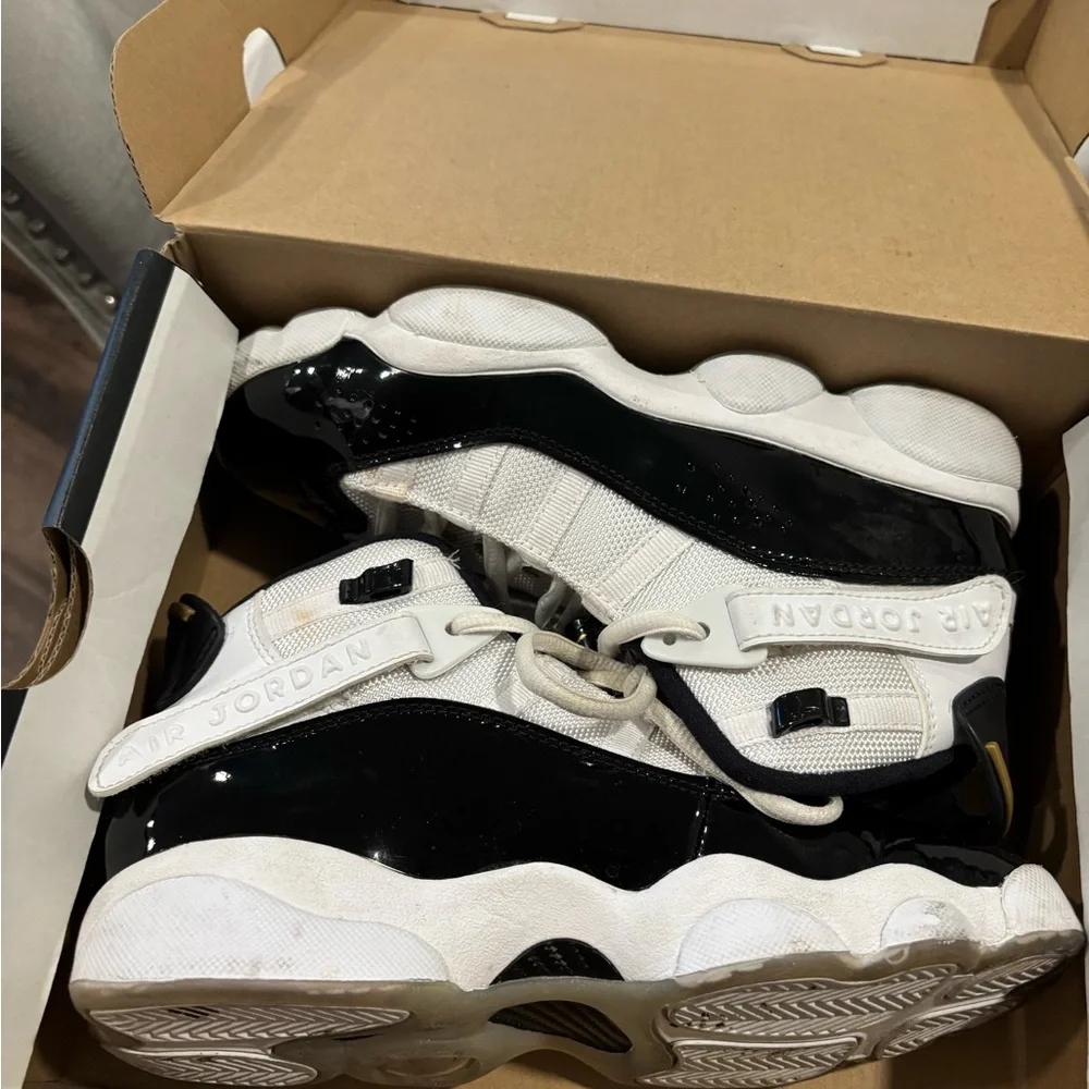 Jordan Retro Black and White Sneakers - Picture 10 of 11